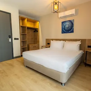  Hotel Leliko