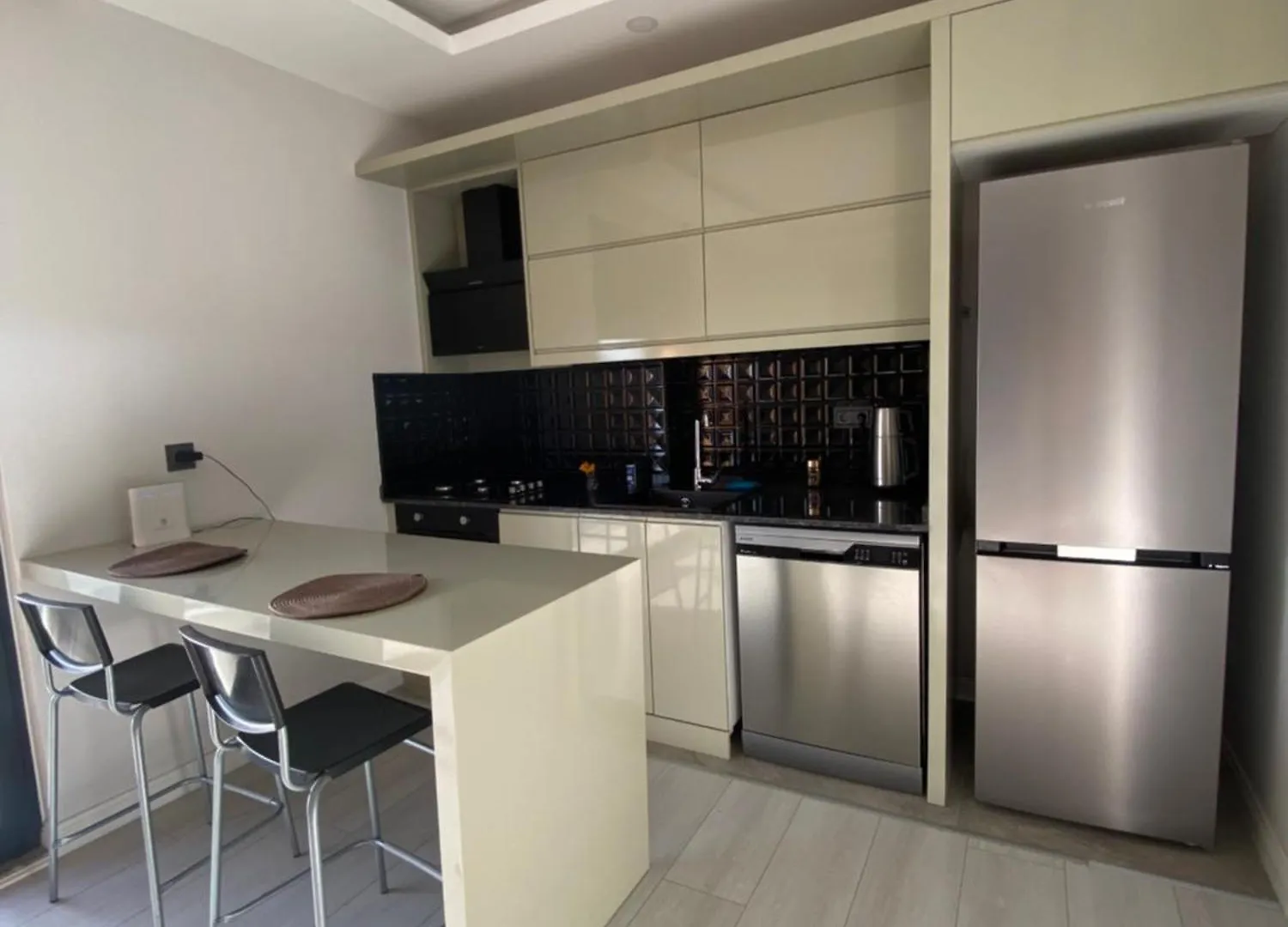 Apartment Antalya Havalimanina Yakin Havuzlu 1+1 Lux Daire